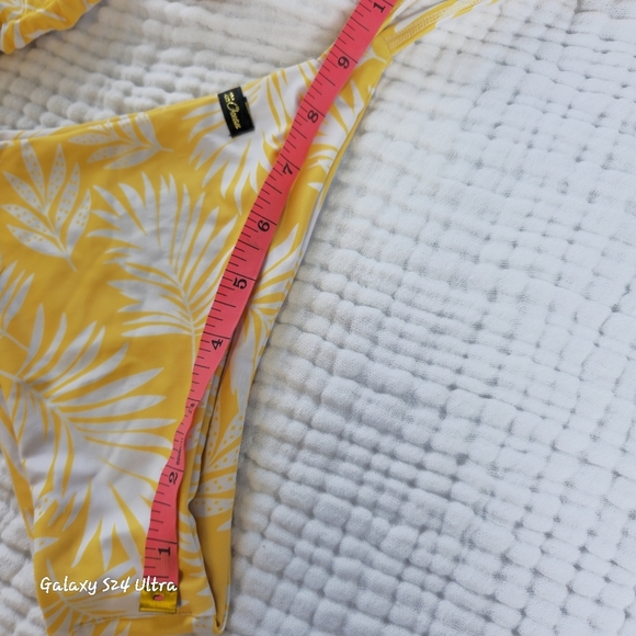 Yellow Leaf Print Bikini Set - Picture 11 of 11